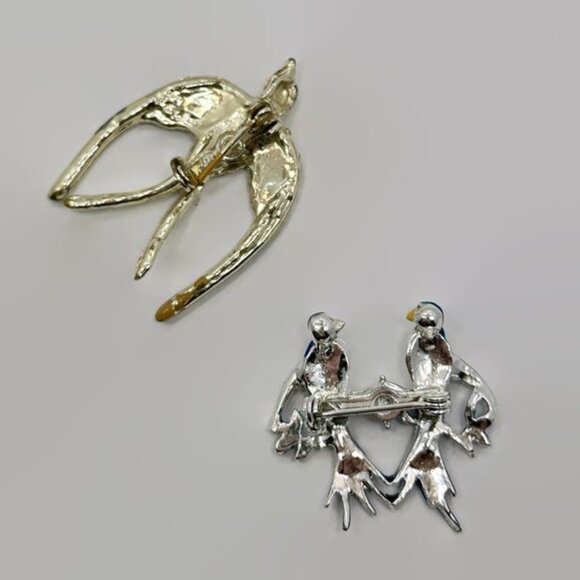 Bird Brooches, Lot of 2, Enamel, Blue Bird, Swallow, Vintage, Gold Tone, Silver - Picture 3 of 3